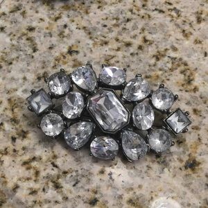 💎 Stunning Diamond Gem Brooch 💎